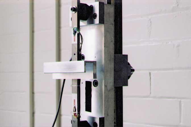 55mm door knob Pulling on 55mm knob Underhand grip handle Pulling with an underhand grip Subject numbers 152