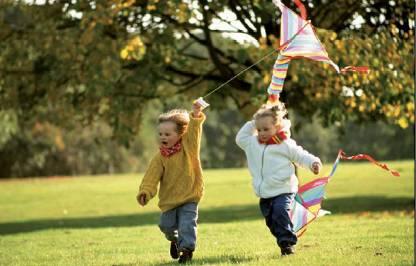 Green Space increasing children s levels of activity and play Children s physical activity levels are strongly related to the amount of time spent outdoors Children Participating in Play in high rise