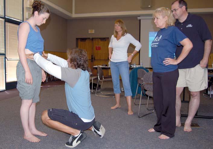 TRAINING & EQUIPMENT A New Look at Posture In program design it s important to address proper body alignment BY KIM GOSS, MS Posturologist Paul Gagné performing a postural assessment in Napa,