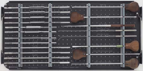 Universal Spinal System Hook and Screw Instrument Set (105.852) Graphic Case 690.059 USS Hook and Screw Instrument Set Graphic Case 388.31 Long Small Hexagonal Screwdriver, 2 ea. 388.33 Screwdriver, for side-opening implants 388.