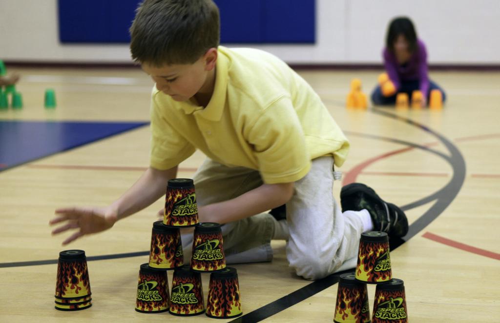 March Madness Final 4 Strategy and fitness activity that adds a competitive element to stacking Grades 1+ Equipment Nine sets of Speed Stacks per setup Six Speed Stacks Jumbos Set Up Place four sets
