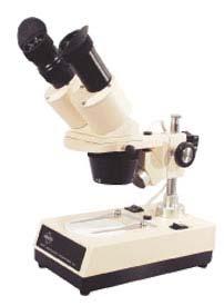 Light microscopes Compound light microscope: higher magnification view small or thinly sliced organism Dissecting microscope: low magnification view larger organisms but only their surface Microscope