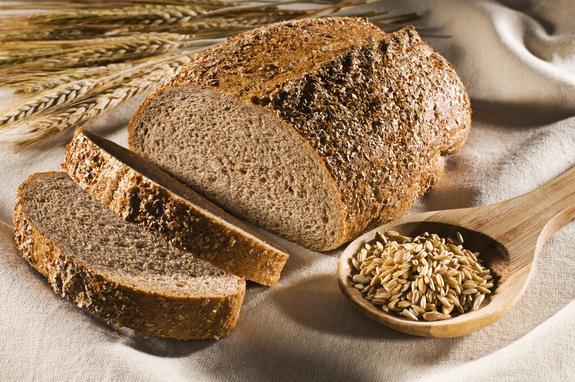 Wholegrain bread, rice or other products Peanut butter Eggs (boiled, scrambled