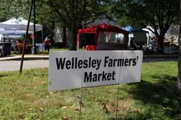 Changes to Wellesley Farmers' Market The last few years the Wellesley Farmers' Market has brought fresh food options into our community on Saturdays during the summer and fall months.