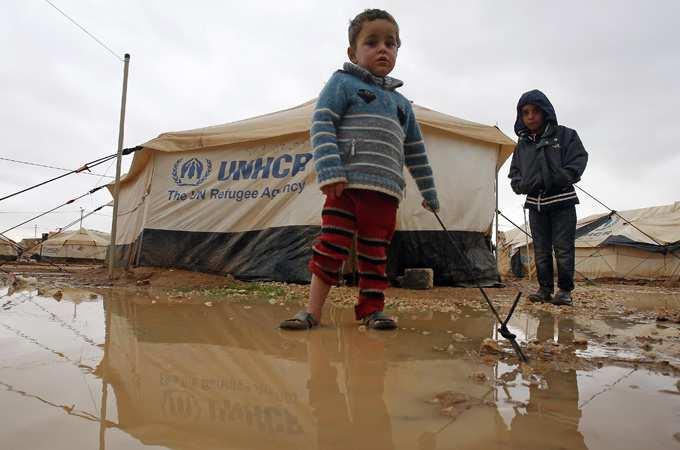 Syrian Refugee Children in Lebanon 100% 53% of Syrian Refugees CHILDREN 90% 80% 70% 60%