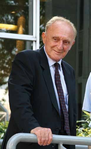 LORENZO TOMATIS, SECOND IARC DIRECTOR Lorenzo Tomatis succeeded John Higginson in 1982 as IARC Director, a post he held until 1993.