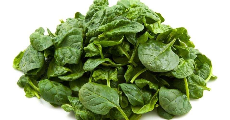 10. Spinach Rich in iron, like all dark green leafy vegetables, spinach also has vitamins A and C which neutralize the negative actions of the "bad" cholesterol, protecting the heart.