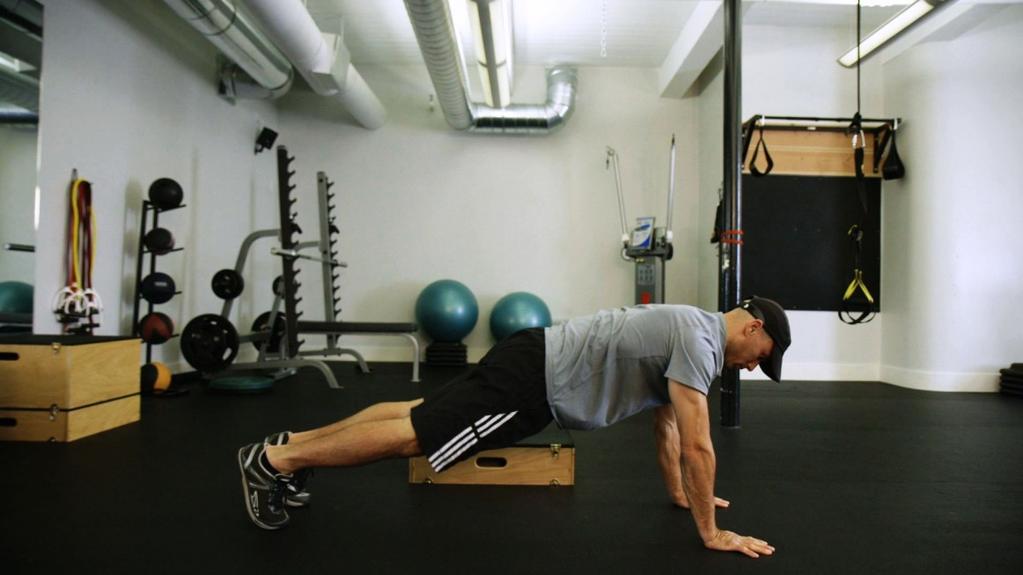Make sure to arrive in the push-up position with good posture.