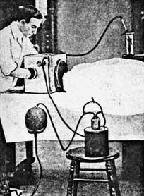 (B). Figure 2. Brauer maintained spontaneous, unassisted, openchest breathing by placing the patient s head inside a positivepressure chamber, while the body remained outside the box.