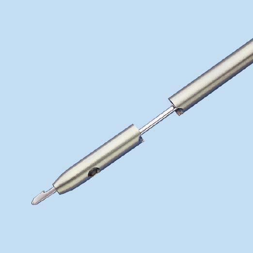 Implant Removal 4 Attach the appropriate extraction bolt or connecting screw to the nail. Remove the near nail fragment using the extraction the bolt or connecting screw.
