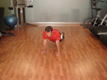 Close Grip Pushup Keep the abs braced and body in a straight line from toes/knees to shoulders. Place the hands on the floor shoulder-width apart.