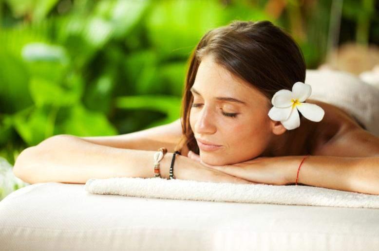 Seven Day Treatment programme 05 Herbal Oil Body Massage 04 Herbal