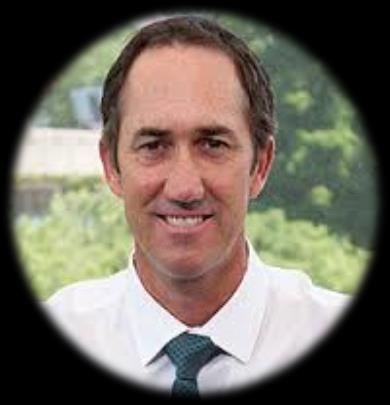 Darren Cahill ~ Class of 1982 Darren Cahill is one of the great legends in the world of international tennis and started playing professional tennis in 1984, at the age of nineteen.