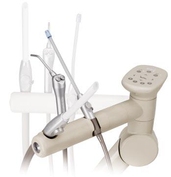 The short assistant s arm offers four adjustable pivot points to improve assistant s instrumentation positioning.