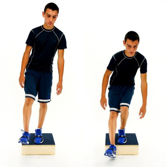 Then return to the original position with both feet on the step/box. Maintain proper knee alignment: Knee in line with the 2nd toe and not passing in front of the toes.