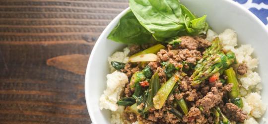 Thai Basil Ground Beef Bowl Prep Time: 10 Min Cook Time: 15 Min Total Time: 25 Min SERVINGS: 2 Nutritional Facts Serving Size: 2 cups Amount Per Serving Calories 300 Calories from Fat 37 % Daily