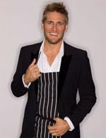 Hy-Vee Partners with Chef Curtis Stone to Celebrate Food, Family, Fun Hy-Vee has teamed with celebrity chef Curtis Stone to develop a series of recipes designed to bring families together for meals