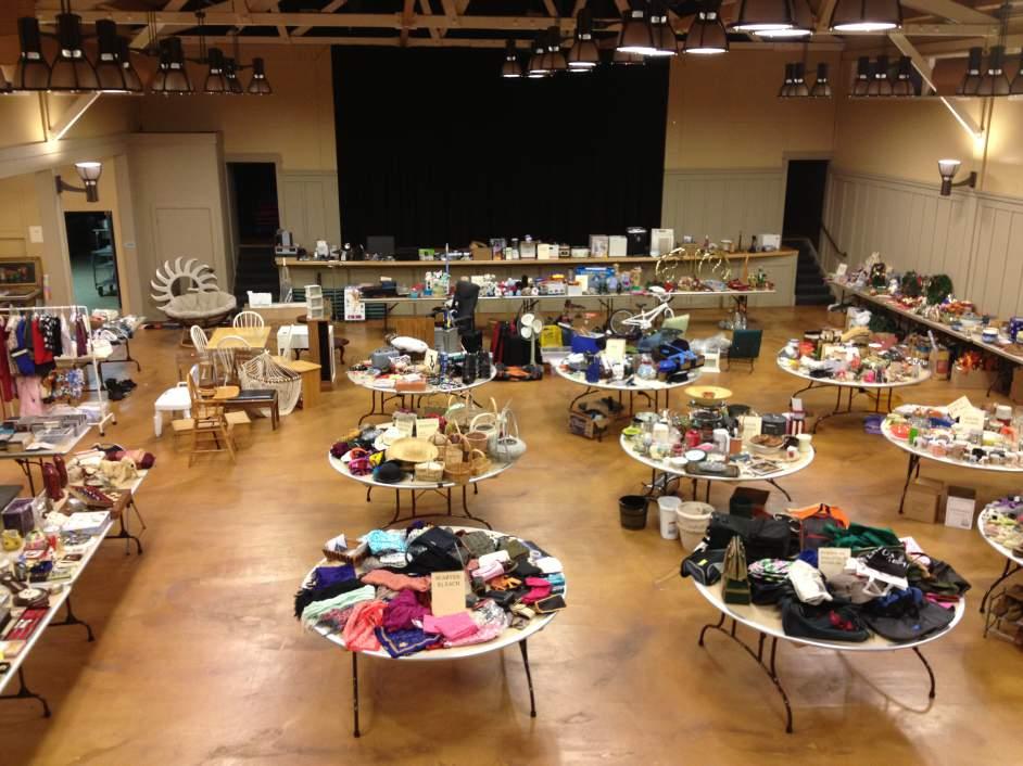 Corte Madera Women s Club GIANT INDOOR YARD SALE Saturday, May 6 9am to 3pm Corte Madera Community Center 498 Tamalpais Drive SEEKING DONATED ITEMS Mark your calendar, and rummage through your