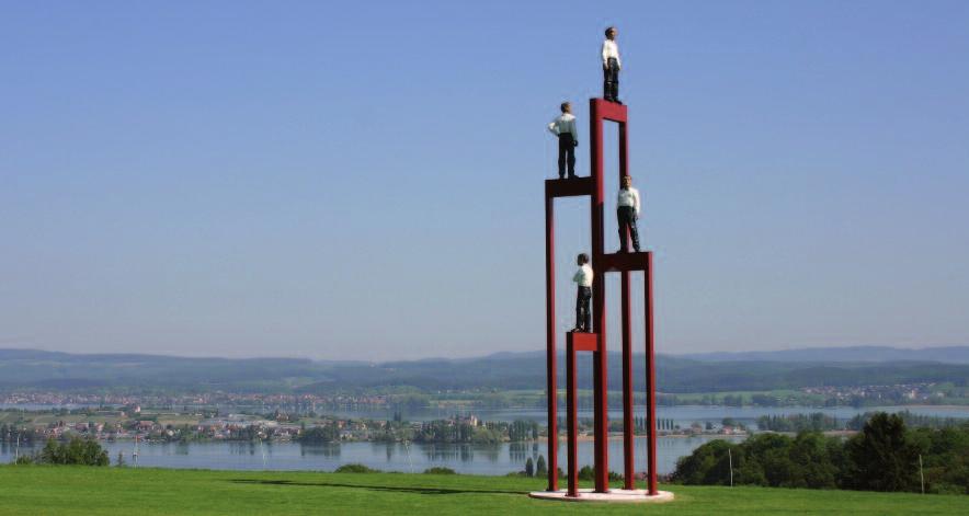 MASTERCLASS Photo: Turm by Stephan Balkenhol - A Sculpture for Wolfsberg