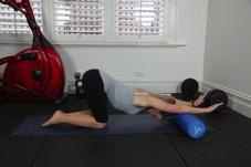 Cat stretch 1. Place the roller on the floor 2. Knees and arms shoulder width apart. With you hands on the roller.