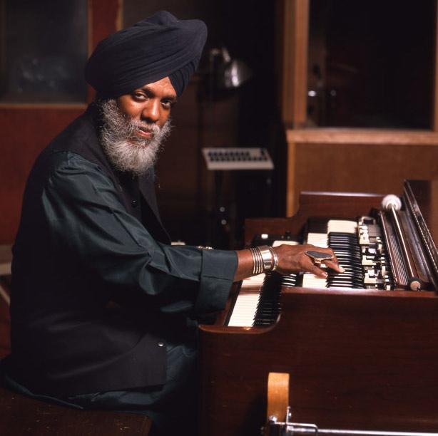 Dr. Lonnie Smith remembers vividly that he experienced what can only be called a life-changing epiphany when he first sat down at a Hammond B3 organ.