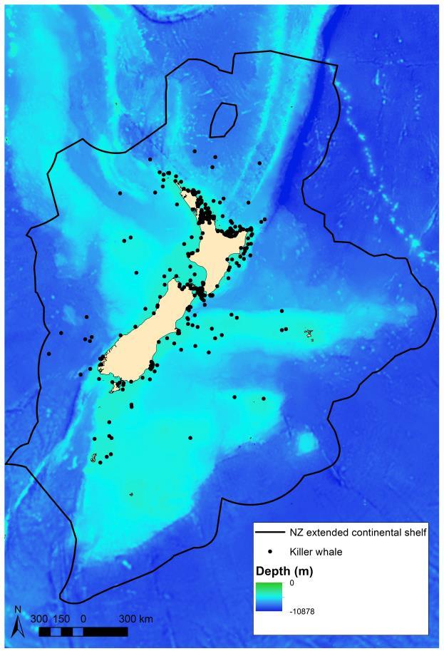 The blue areas in the first two panels represent habitat less than 350 m that was used as the modelling extent.