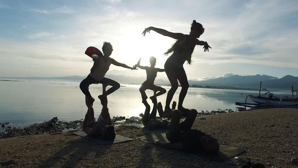 TRAIN YOURSELF IN A FUN WAY ACRO-YOGA For beginner or advanced AcroYoga is a mix of partner acrobatics, Thai massage, and yoga. Essentially, it builds a practice of the understanding of trust.