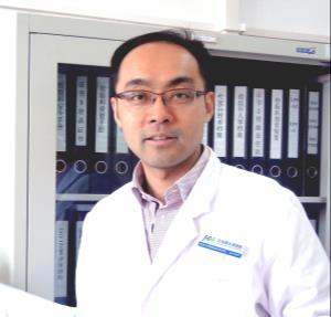 Jun Wu Jun Wu (40, China) is a medical doctor and the director of the Department of Laboratory Medicine of Beijing Jishuitan hospital, the 4th affiliate hospital of Peking University, China.