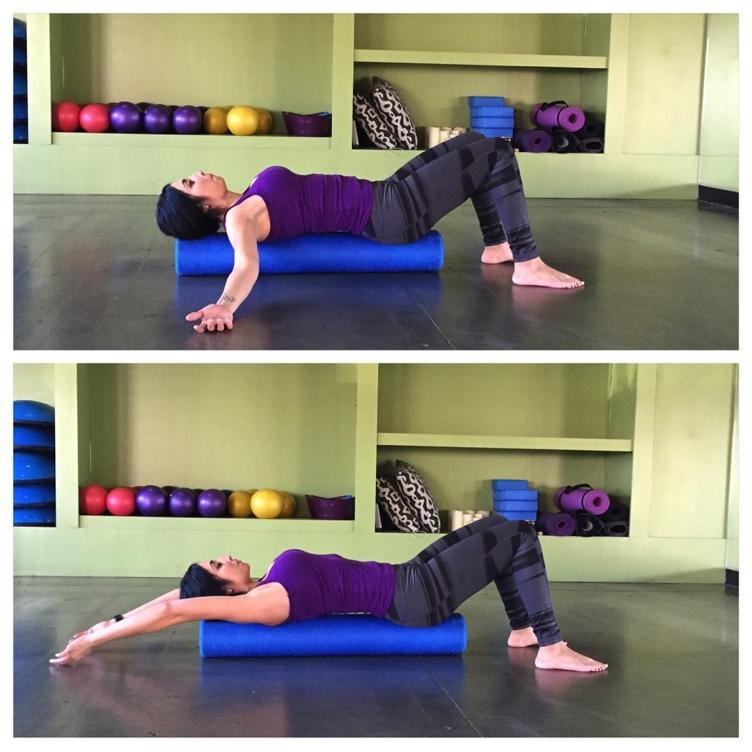Day 28 - Full Back Foam Roll Use a foam roller for this movement. Begin by placing your back down on the foam roller. Head, back and glutes must remain on the roller the entire time.
