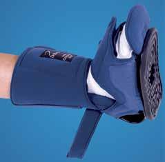 The plastic frame also prevents friction problems over the heel on patients that can move in bed. An anti-rotation bar attached in the back can be used to further stabilize the patient.