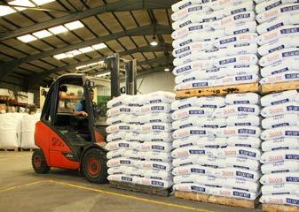 Drinagh Drinagh manufactures a wide range of high quality feeds under the well known Score Drinagh Feeds brand.