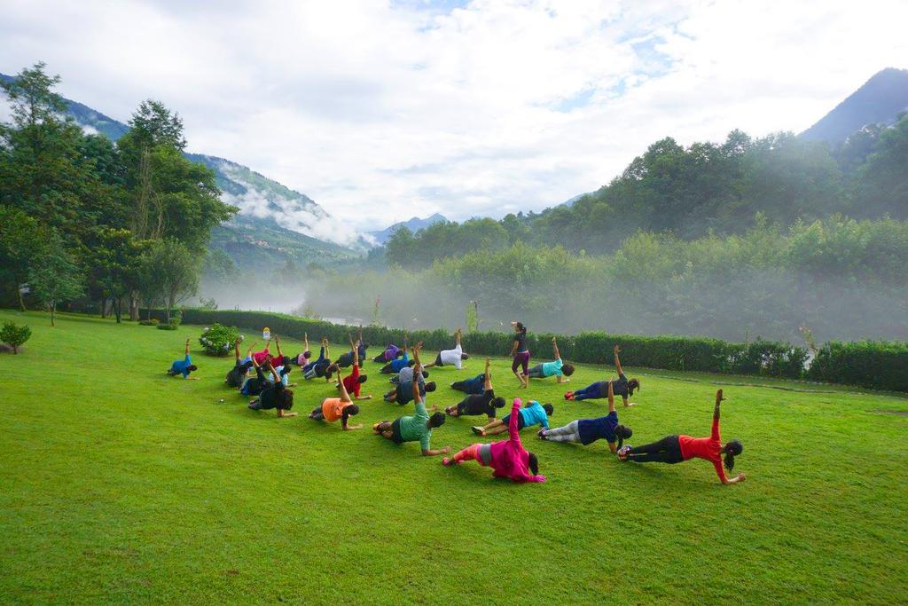 What is it? A group fitness holiday to the Kullu Himalaya with Rujuta Diwekar focusing on the why and how of right exercise and nutrition.