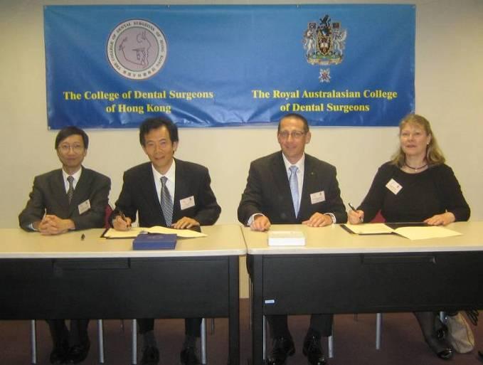 hip of General Dentistry Dr Raymond Lee Presidents of the two Colleges, Dr. Roch K H Lee of the College of the Dental Surgeons of Hong Kong (CDSHK) and A/Prof.