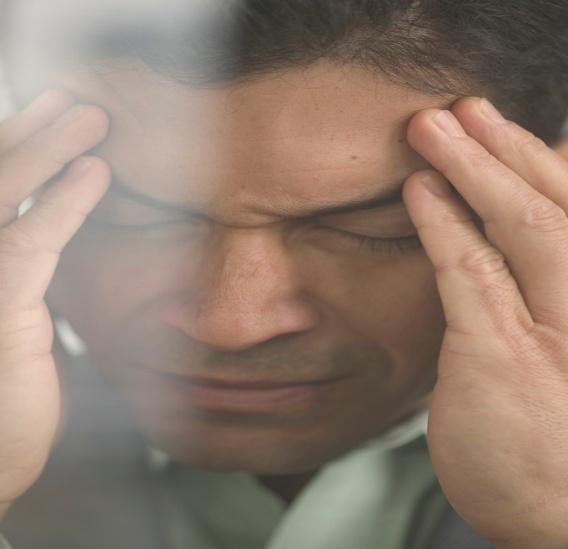 Symptoms Eyestrain Headaches