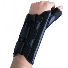 axially loading thumb and pincer grip - AP, Lateral, Oblique, Scaphoid 1.