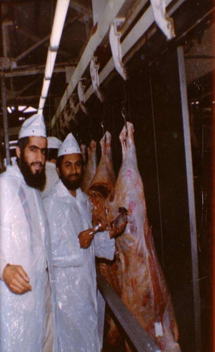 هاني منصور المزيدي مع الا خ أمجد محبوب في أستارليا سنة 1981 Dr.