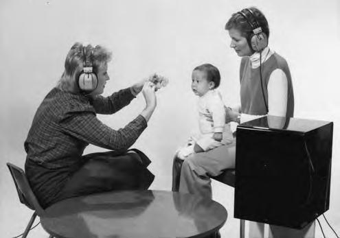 The ability to selectively darken only the audiologist s side of the test booth can be helpful. The infant, parent, and a second examiner are located within the test suite.