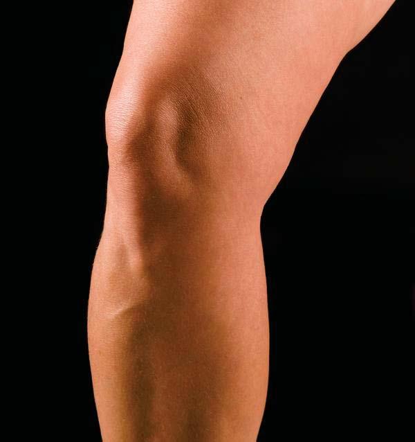 Examination of the knee Palpation Best performed with the knee flexed Skin temperature Effusion (Fluid wave, Ballottement) Anterior: Tibia, Tuberositas tibiae, patellar tendon,