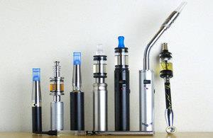 Is it safe? Press release E-cigarettes around 95% less harmful than tobacco estimates landmark review Expert independent review concludes that e-cigarettes have potential to help smokers quit.