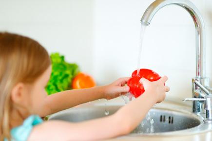 Food Safety As part of the I Love to Cook and Play program, your children will be learning about the importance of food safety when handling, preparing, and storing food. Did you know?