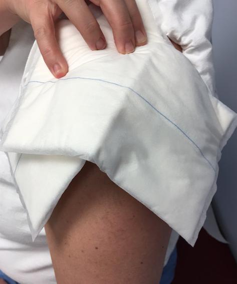 Jeffrey B. Witty, M.D. Ice: 1) Ice (cryotherapy) can be applied to the shoulder immediately after surgery to help with postoperative pain and swelling.