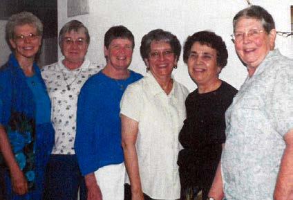 Center: Sisters Viviana, left, and