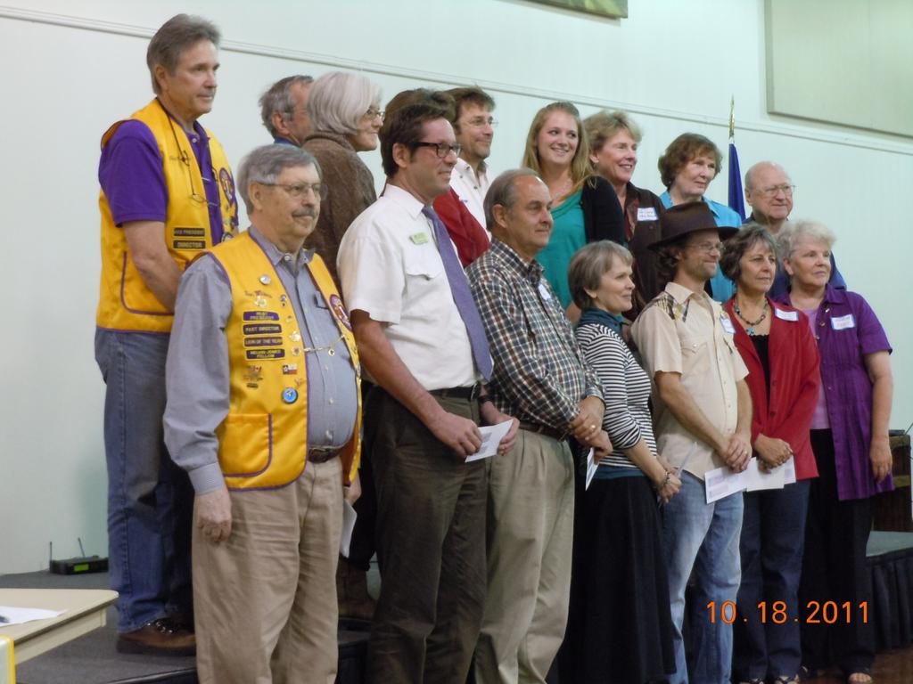 Page 4 $21,800 given to Sixteen Organizations to Start the Fall Donations The Wimberley Lions Club handed out checks to local organizations to support youth and community needs.