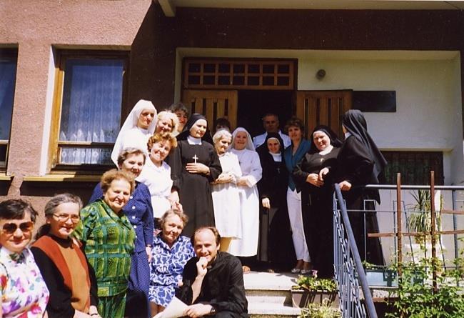 assistance of chaplains 1999: Gdansk, First International Health Care Chaplaincy