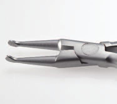 205-101XL 3 Distal End Cutter Safety Hold & Flush Cut The safety hold cutter cuts flush distal to the buccal tube.