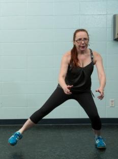 PL Movement Preparation for Adults 4 c) Side Step or Shuffle Start perpendicular to the start line. Sit in a semi-squat position. Toes pointed forward at all times. Try to keep a steady pace.