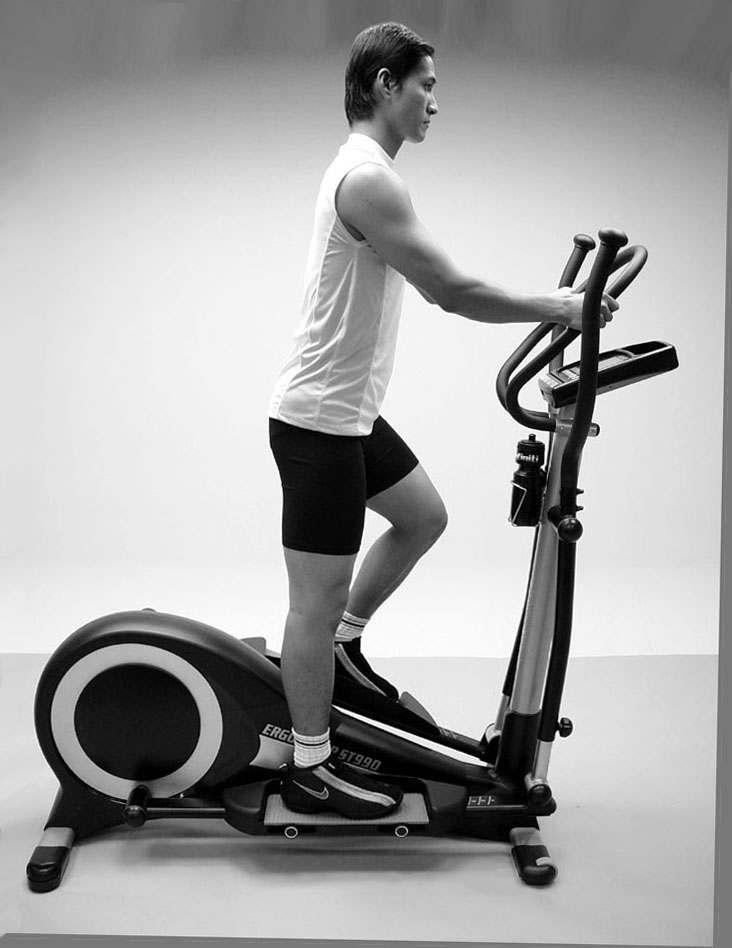 990 ELLIPTICAL TRAINER EXERCISES IMPORTANT: The 990 Elliptical Trainer can be used in a forward or reverse motion.