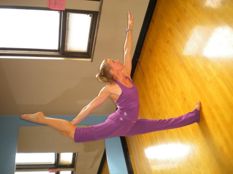 Bonus: Dancer s Pose Major Muscle Groups: Hamstrings, Hip flexors and extensors, quadireceps, gluts, gracilis, back extensors, latissimus dorsi, trapezius, pectorial muscles, deltoids, biceps, foot
