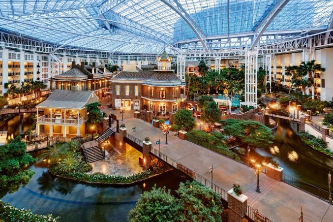 photos of the Gaylord Opryland in this