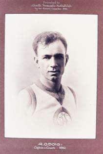 RON DOIG 1927 32 99 Games 4 State Games Captain